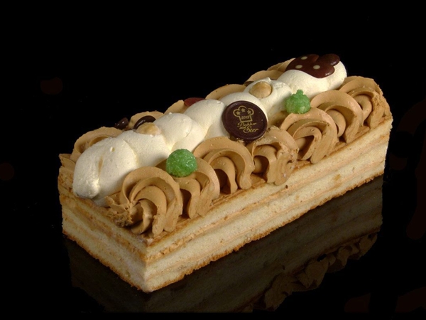 Hazelnoot bavaroise schnitte